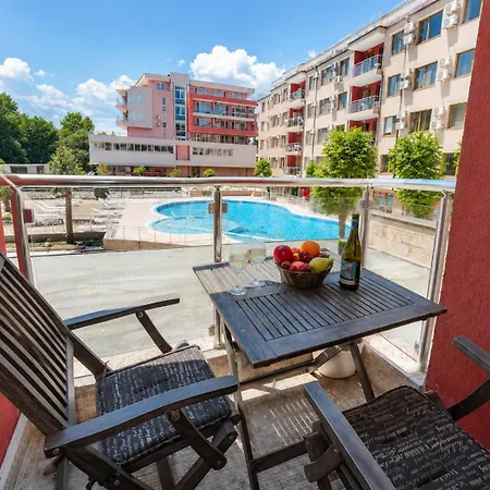 アパート Nessebar With Pool View